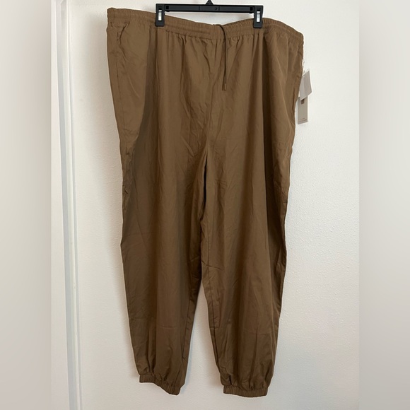 Good American Essential Track Jogger - Picture 3 of 3